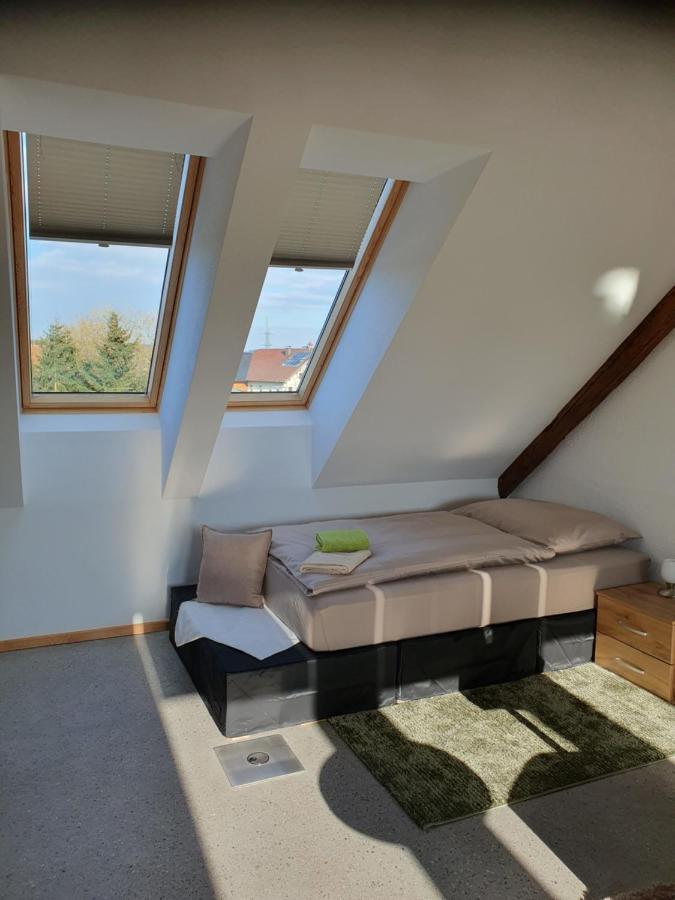 Gutshof Seenland Apartment เซเคอเคน อัม วัลเลอร์ซี ภายนอก รูปภาพ