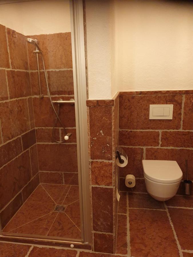 Gutshof Seenland Apartment เซเคอเคน อัม วัลเลอร์ซี ภายนอก รูปภาพ